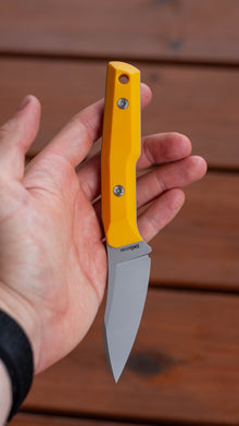 Kestrel — M390 / Yellow G10